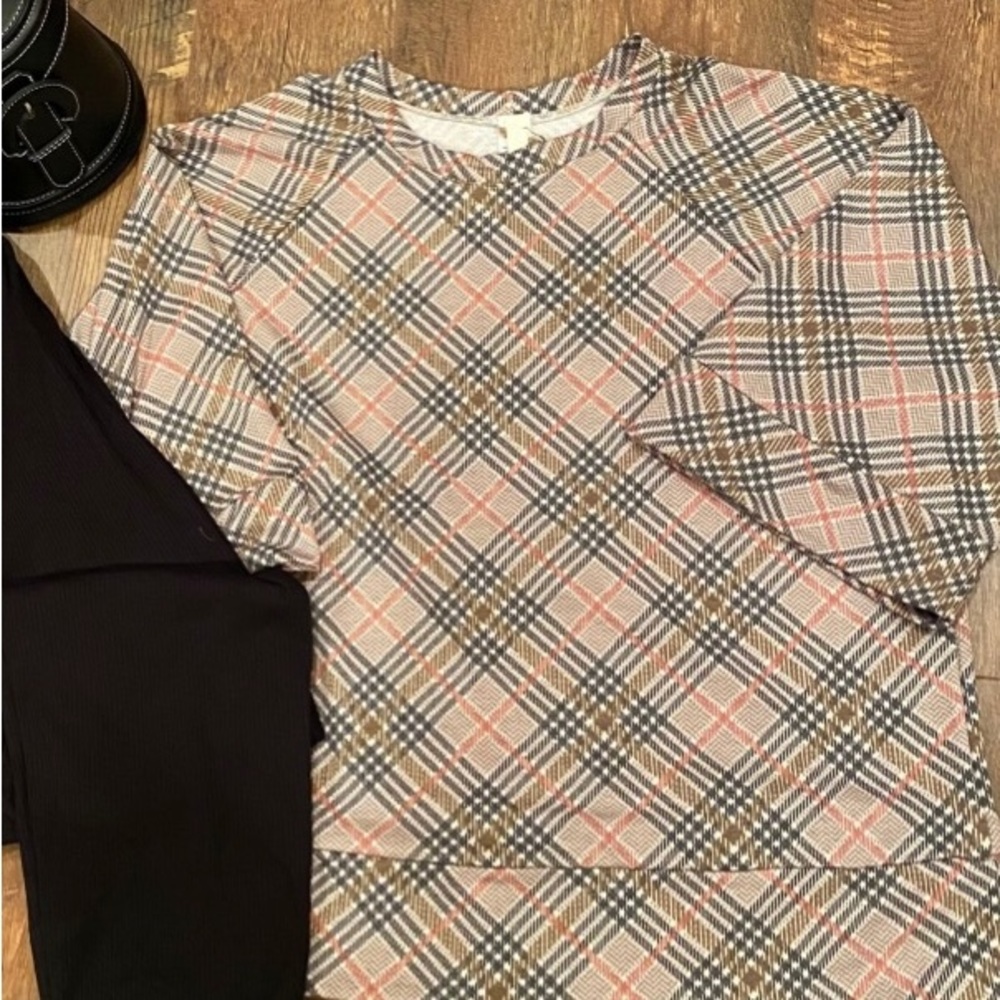 Brand New!!!  Madras Knit Top